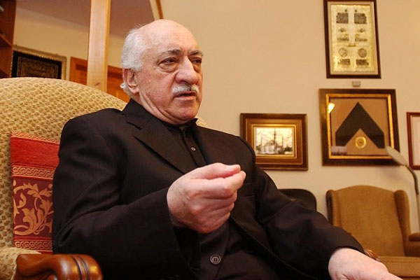 'Gülen'i kötüleyeni kayda alın'