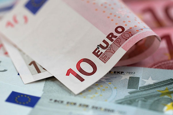 Dolar ve avronun güne açılışı