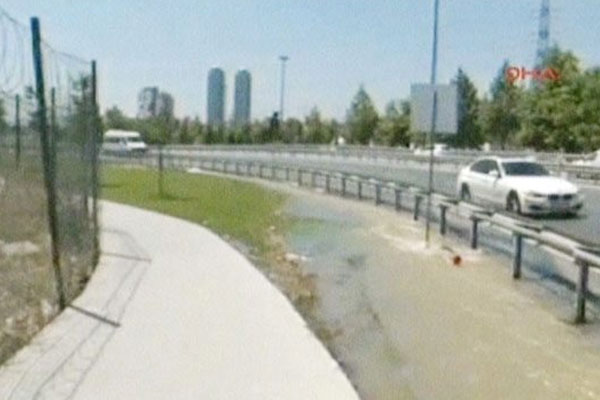 TEM'de 'su baskını' trafiği