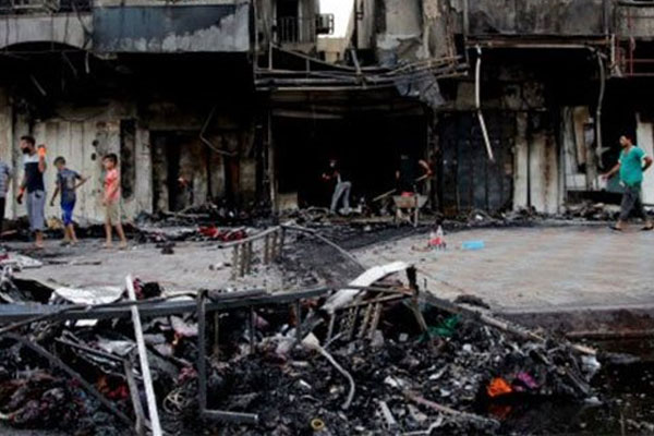 ABD Savunma Bakanı'na bombalı karşılama