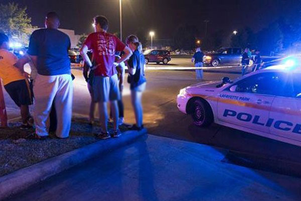 Amerika'da sinemaya saldırı: 3 ölü