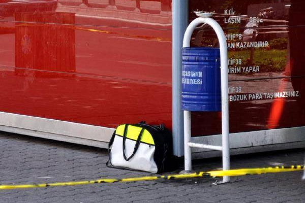 3 ilde şüpheli çanta paniği