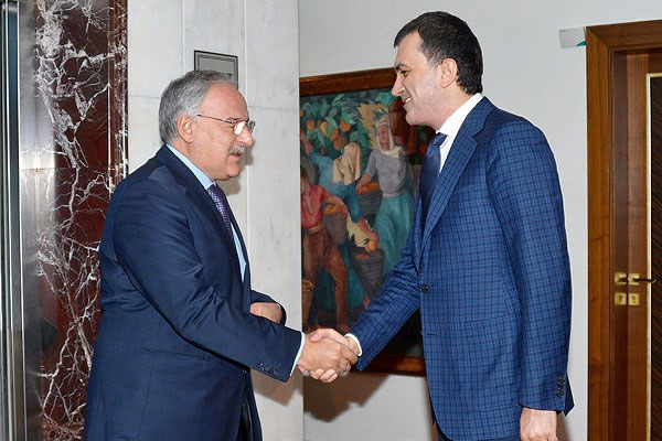 AK Parti ve CHP görüşmesi başladı