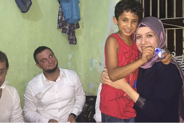 AK Parti Gençlik Kolları'ndan Suriyeli Ahmed için kampanya