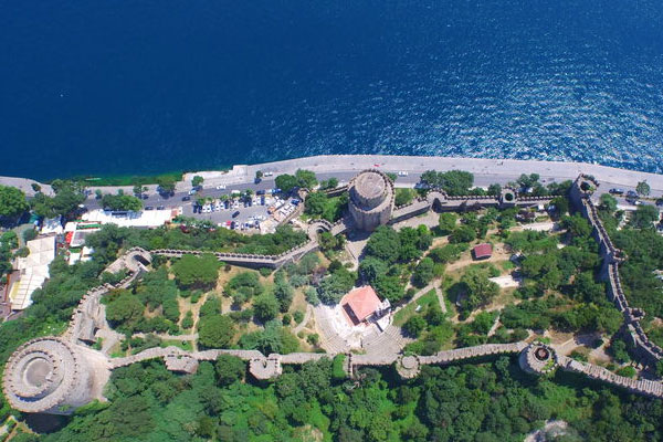 Rumeli Hisarı'ndaki mescidin inşaatı tamamlandı