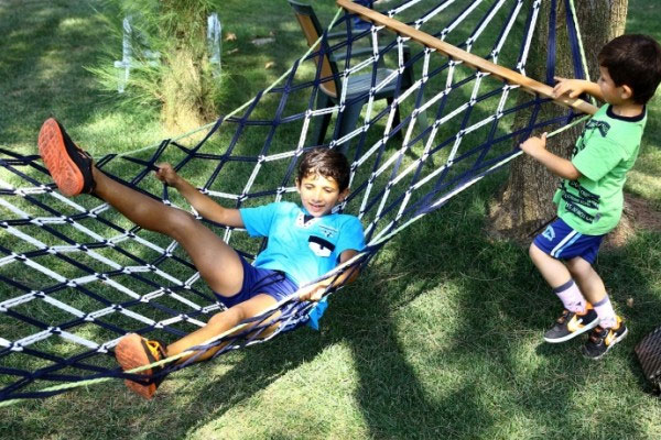 Suriyeli Ahmed ilk defa tatile çıktı