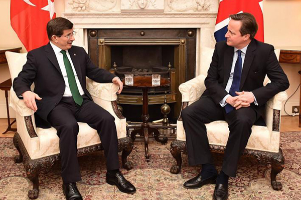 Başbakan Davutoğlu Cameron ile görüştü