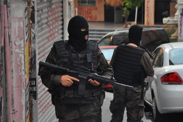 IŞİD adresleri İngiliz ajanlardan