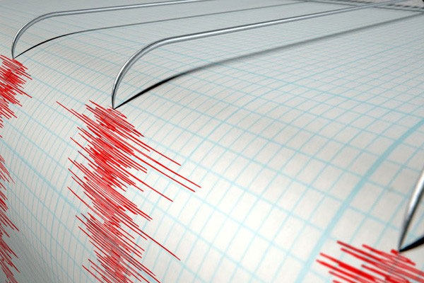 Endonezya 6 büyüklüğünde sallandı