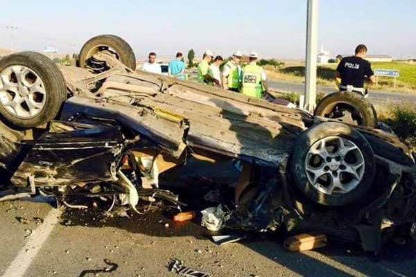 Diyarbakır Cezaevi Müdürü  kazada öldü