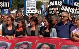 'Barış Mitingi'ne yasak protestosu