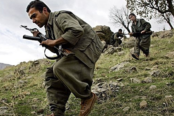 Hakkari'de askeri birliklere saldırı