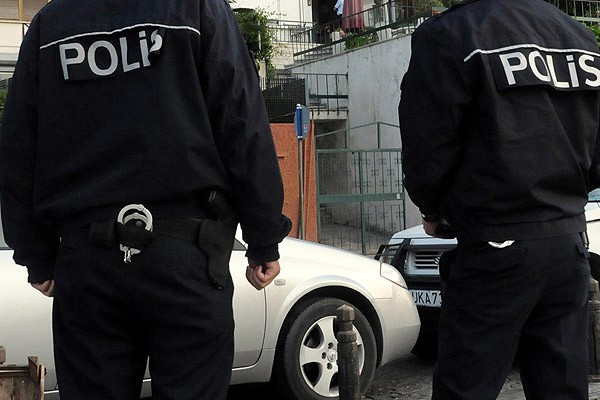 5 polise meslekten ihraç