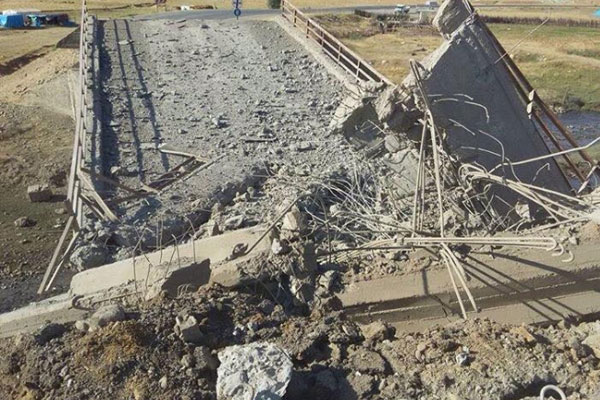 PKK 2 köprüyü havaya uçurdu