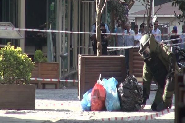 Taksim Metrosunda bomba paniği