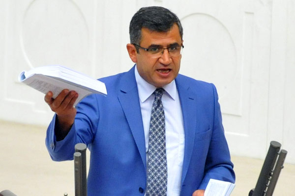 Eski HDP'liden partisine eleştiri