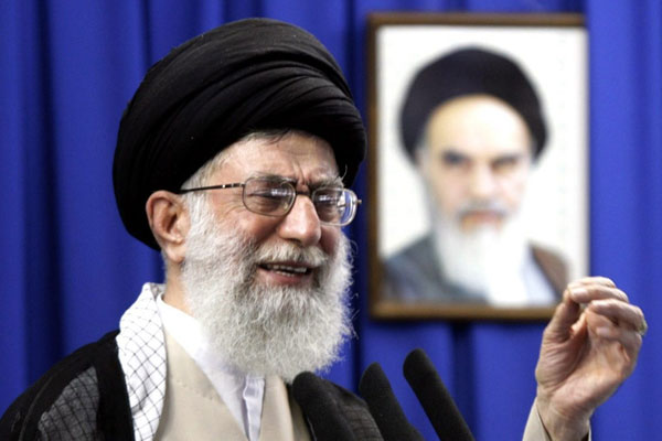 İran, Obama'nın başına silah dayadı