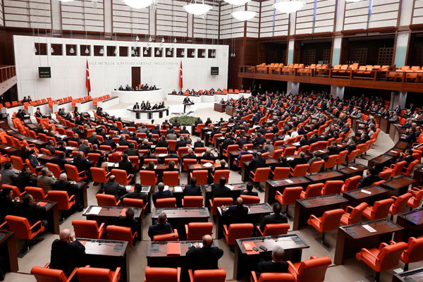 'MHP'liler AKP'li Ünal'ın uyarısıyla ret oyu verdi'