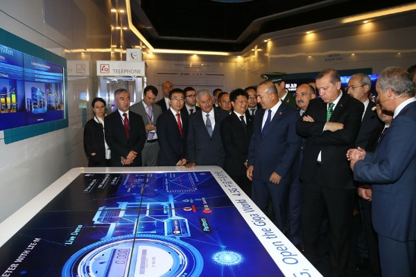 Erdoğan'dan teknoloji devine ziyaret