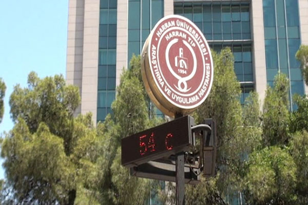 Termometreler 54 dereceyi gördü
