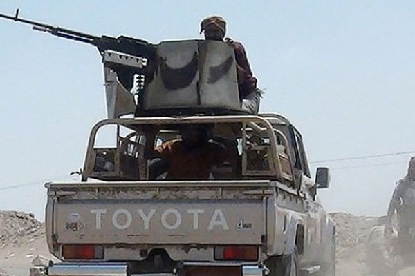 Yemen Halk Direnişi stratejik bölgeleri aldı