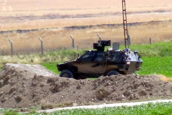 Sınırda sessiz bekleyiş