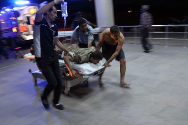 Jandarma karakoluna intihar saldırısı