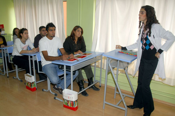 Dershane yok, '3 derslik' kurs var