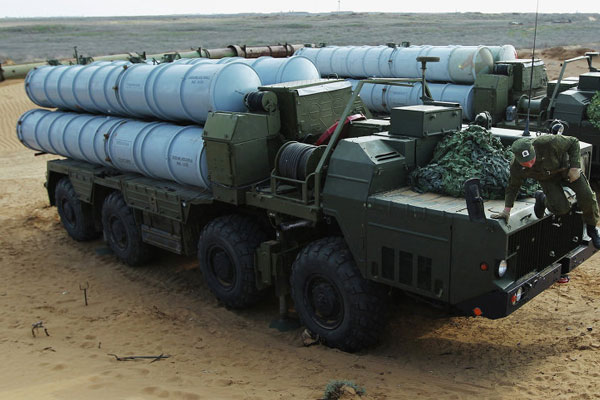 İran'a en modern füzelerini gönderecek