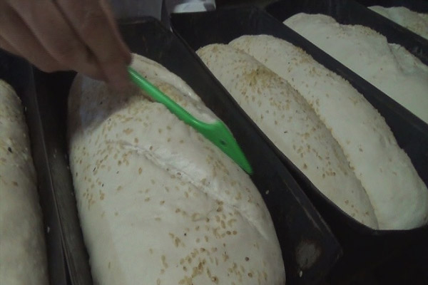 Ekmekten çıkan jilete 'yerli' önlem