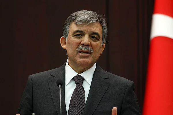 'Abdullah Gül parti kursun'