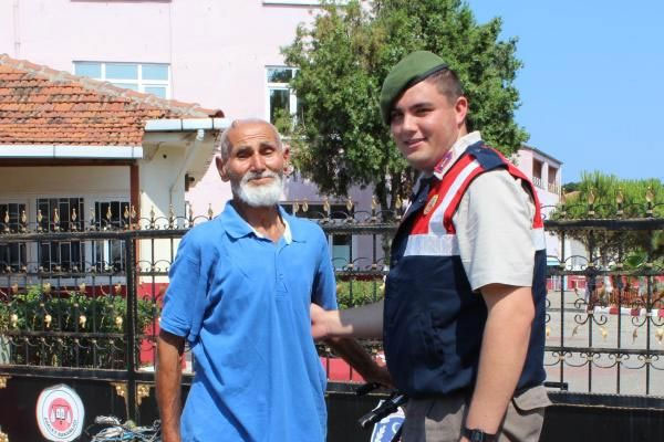 Torunu için bisikletle 1054 km gitti