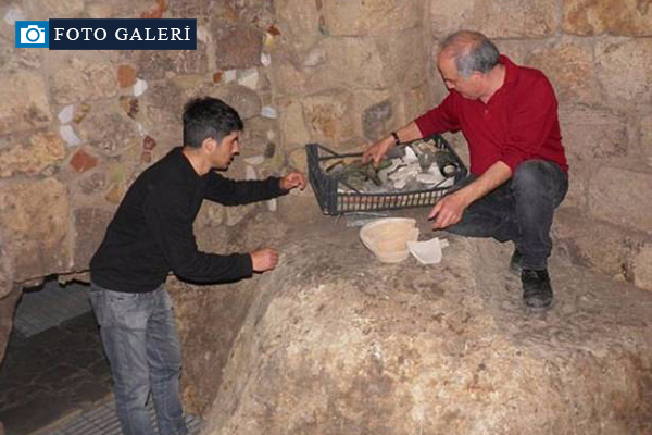 Restoranın tuvaletinden servet çıktı!