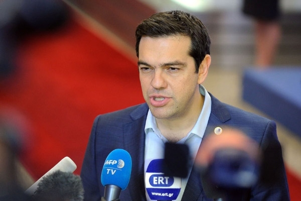 Yunanistan yarın masaya oturuyor