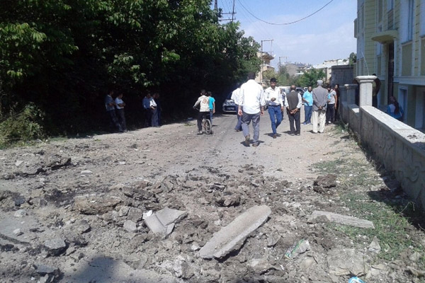 Van’da askeri araç geçtiği sırada patlama