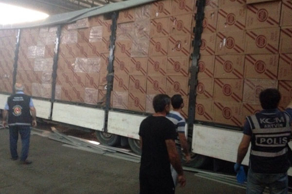 Tarihin en büyük kaçak sigara operasyonu