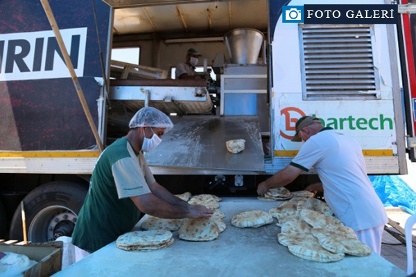 İHH'nın 'mobil fırını' devreye girdi