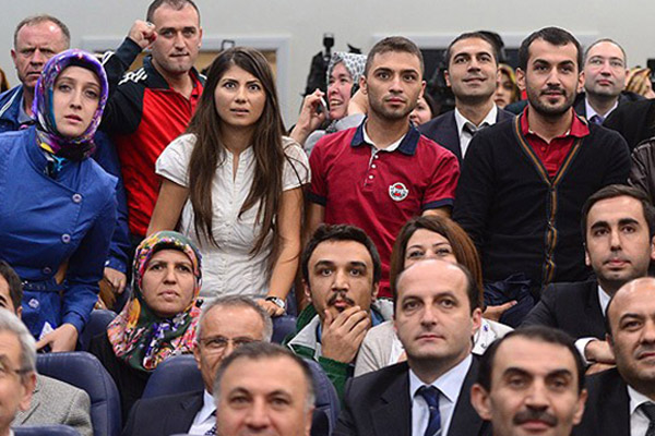 Atama bekleyen öğretmenlere müjde