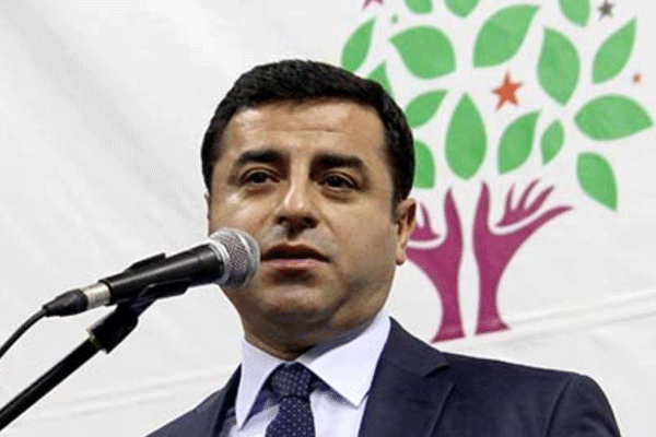 Demirtaş, Brüksel'de açıklama yaptı