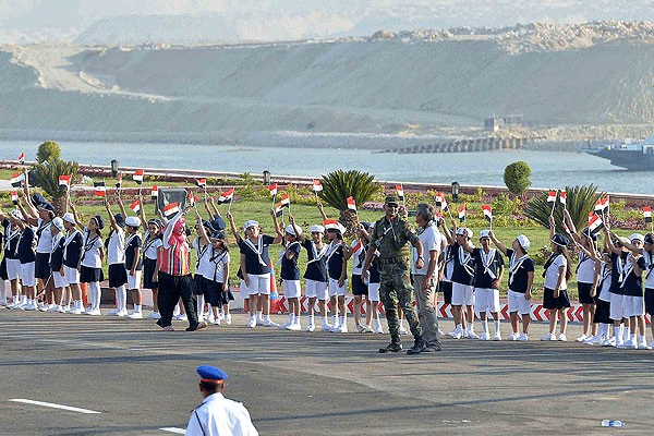 'Yeni Süveyş Kanalı' açıldı