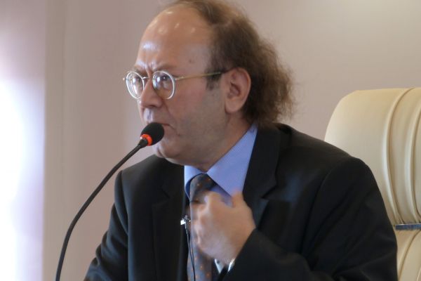 Yusuf Kaplan: Tehlike çok büyük