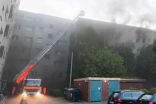 Kimya fabrikasında yangın: 19 yaralı