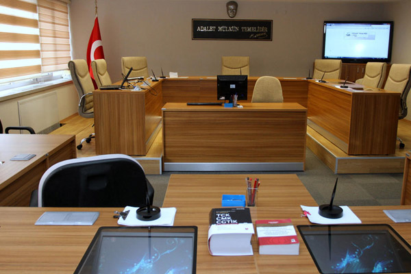 FETÖ'nün 'VIP dinleme' davasında karar verildi