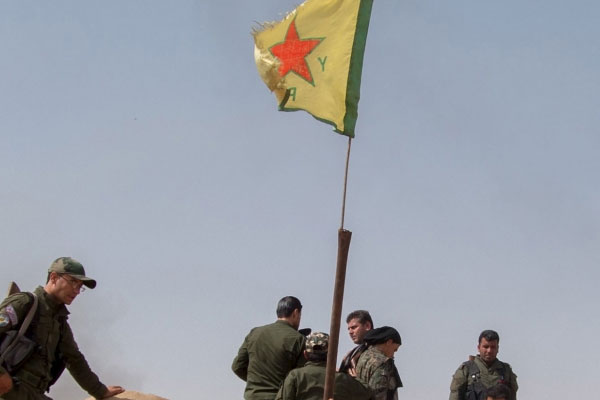 YPG'li komutanlar Şam'a gitti!