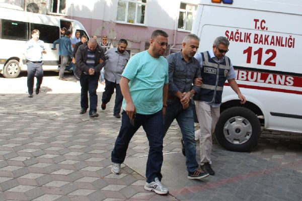 43 ilde eş zamanlı FETÖ operasyonu