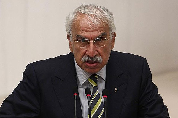 Eski vekil yaşamını yitirdi