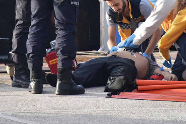 15 Temmuz Şehitler Köprüsü'nde intihar girişimi