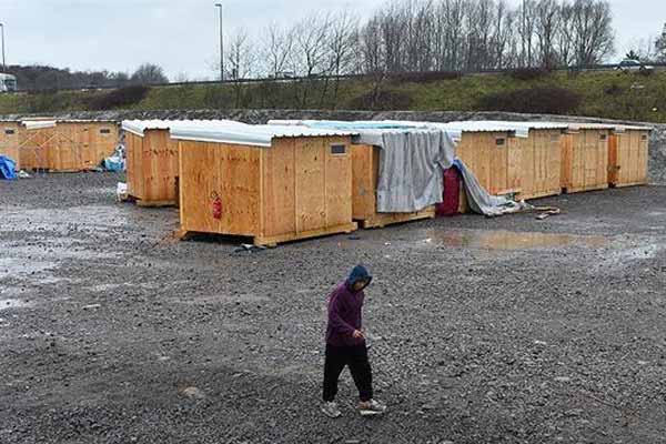 Fransa Moselle'deki sığınmacı kampını dağıtıyor