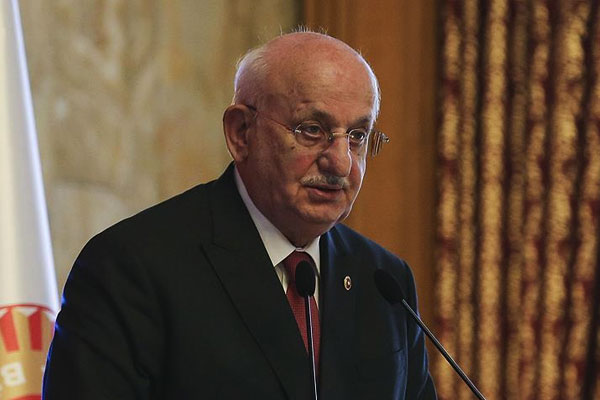 Kahraman: Bizi yıkacaklarını zanneden gafiller...