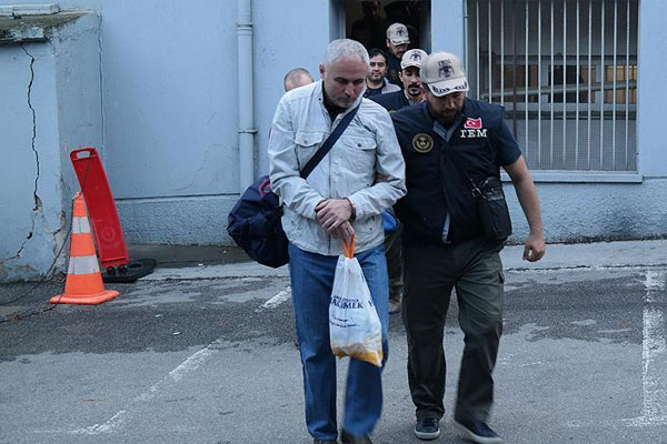 Bursa'da FETÖ operasyonu: 19 gözaltı